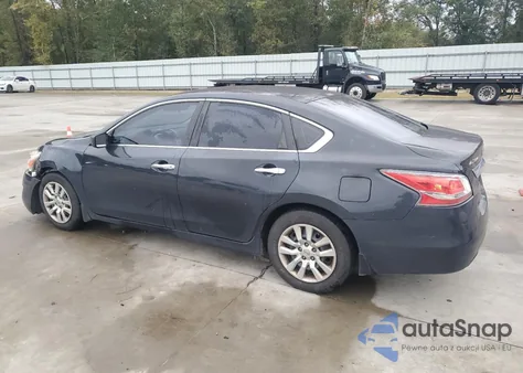 2015 Nissan Altima 2.5 из США, поврежденный, VIN 1N4AL3AP5FN389728